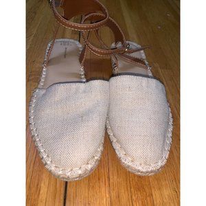 Time and tru memory foam flats sz9